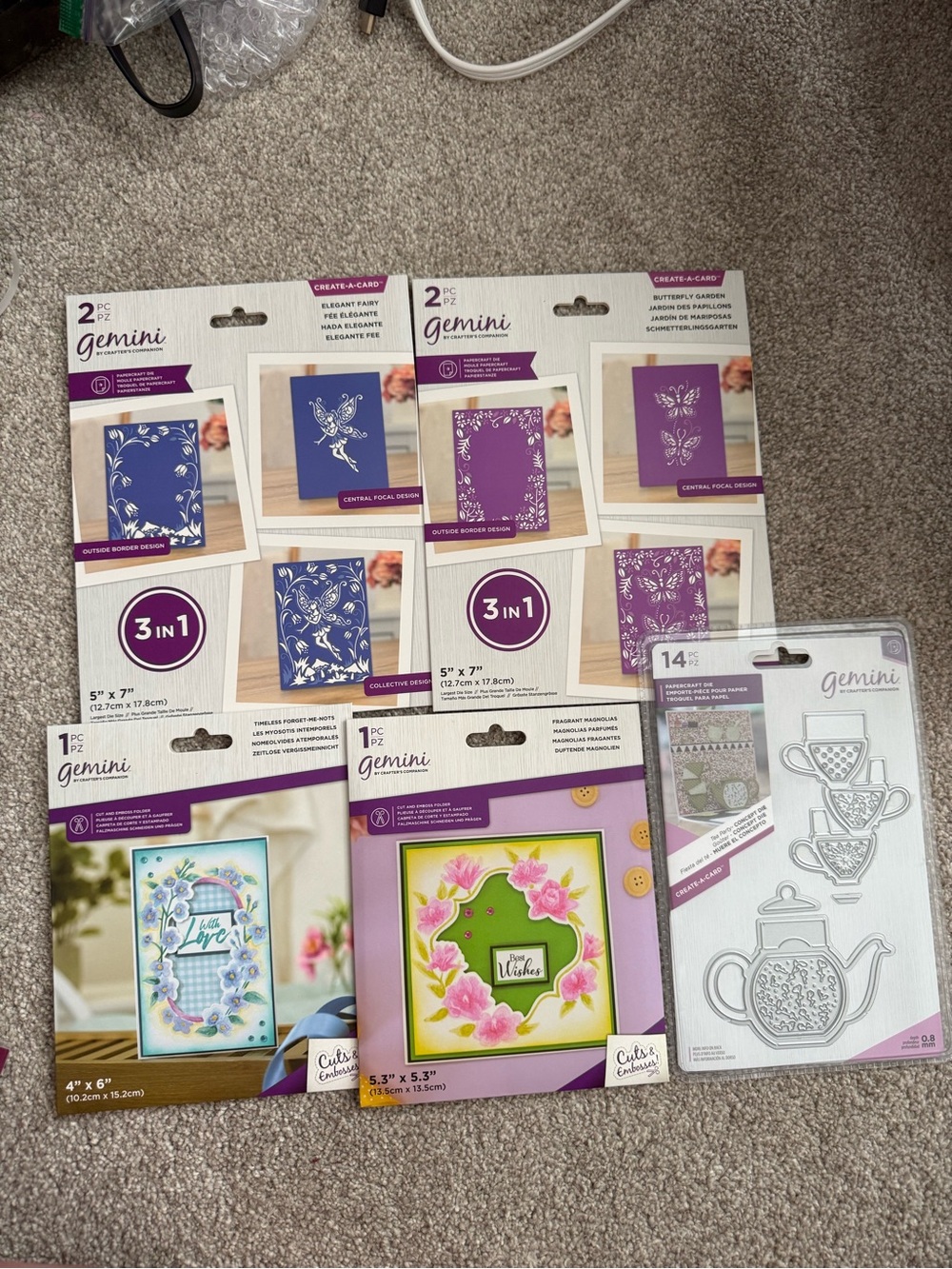 Gemini by Crafter’s Companion Die & Embossing Folder Bundle